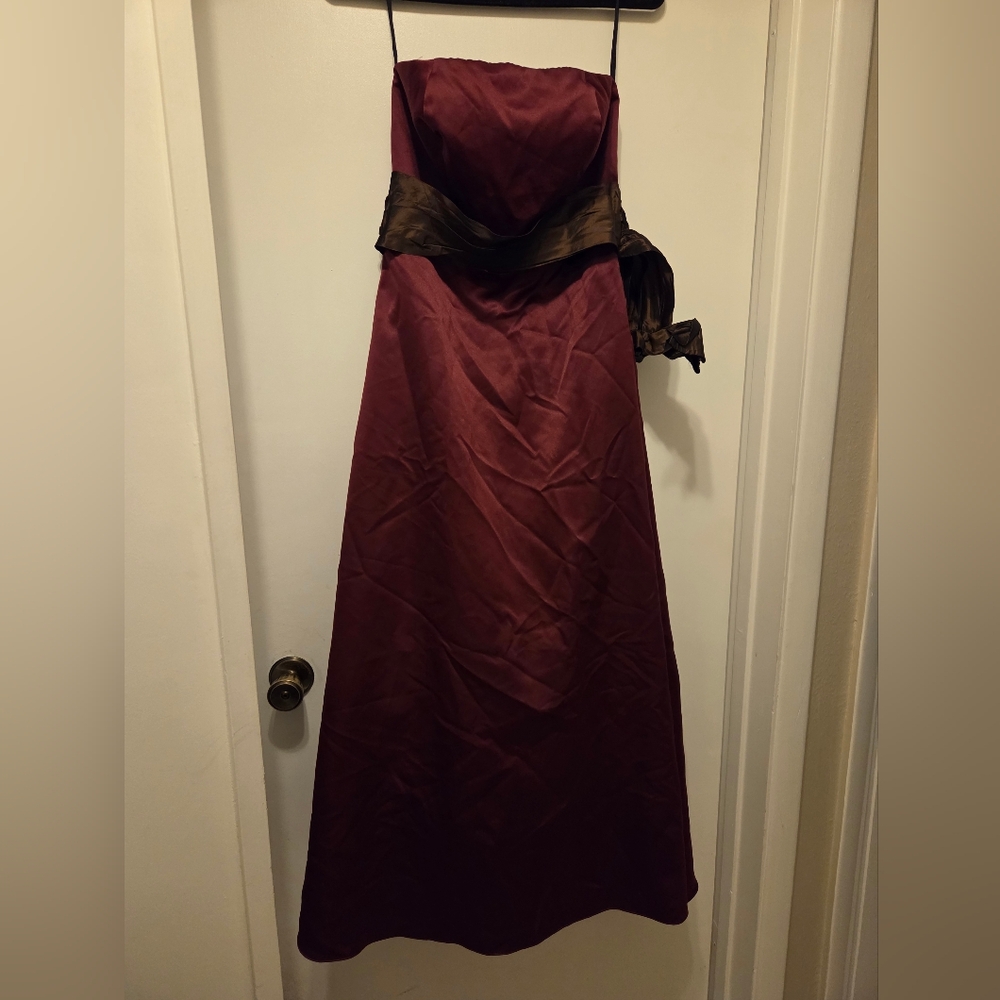 Neblon Holiday Dress Burgandy Wpmems Large